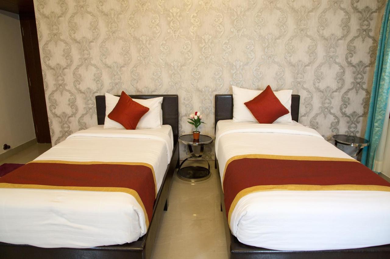 Oyo 8737 King Suites Bangalore Exteriör bild