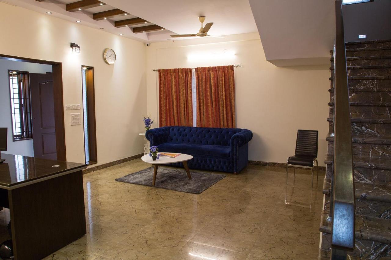Oyo 8737 King Suites Bangalore Exteriör bild